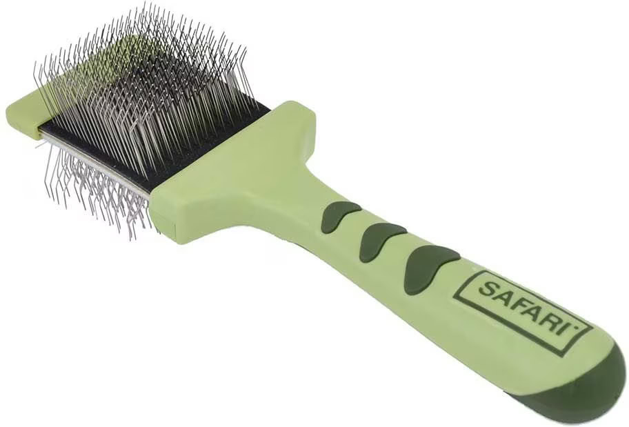 Safari Flexible Slicker Cat Brush 