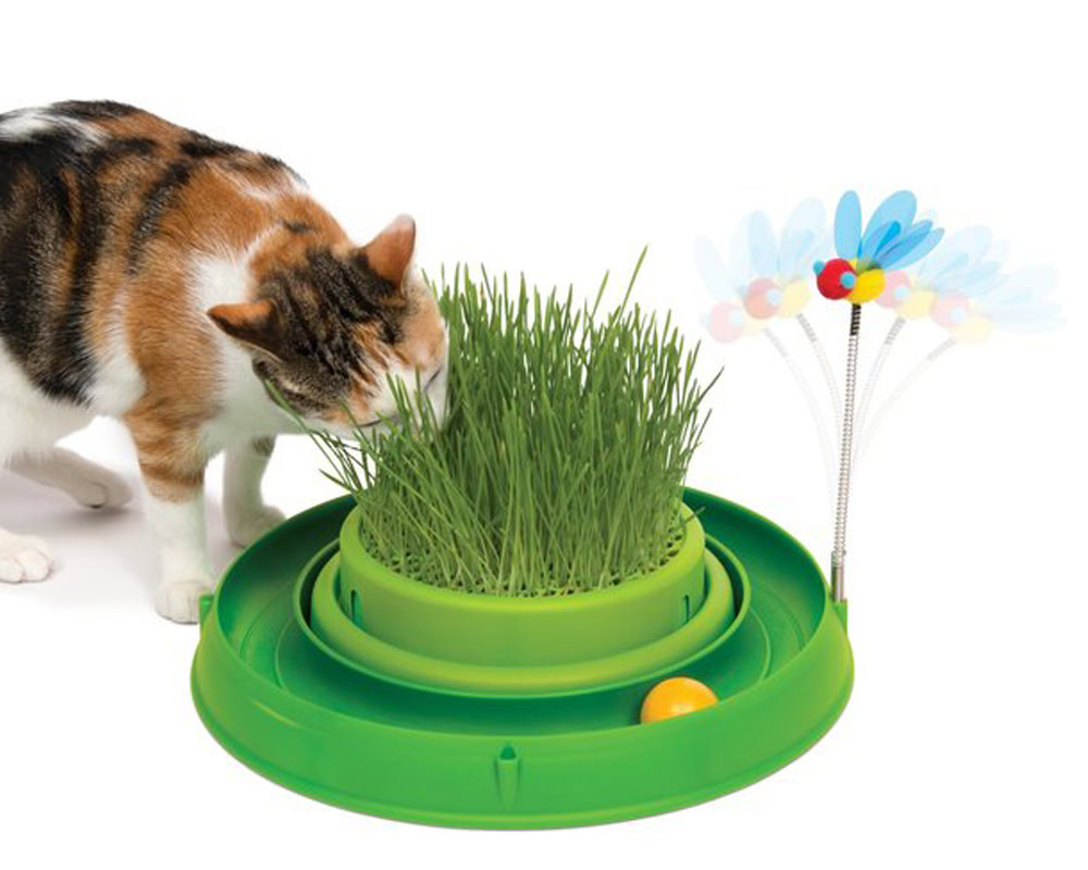 Catit Play Interactive Grass Circuit Ball Cat Toy