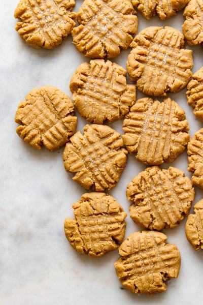1 BOWL VEGAN PEANUT BUTTER COOKIES