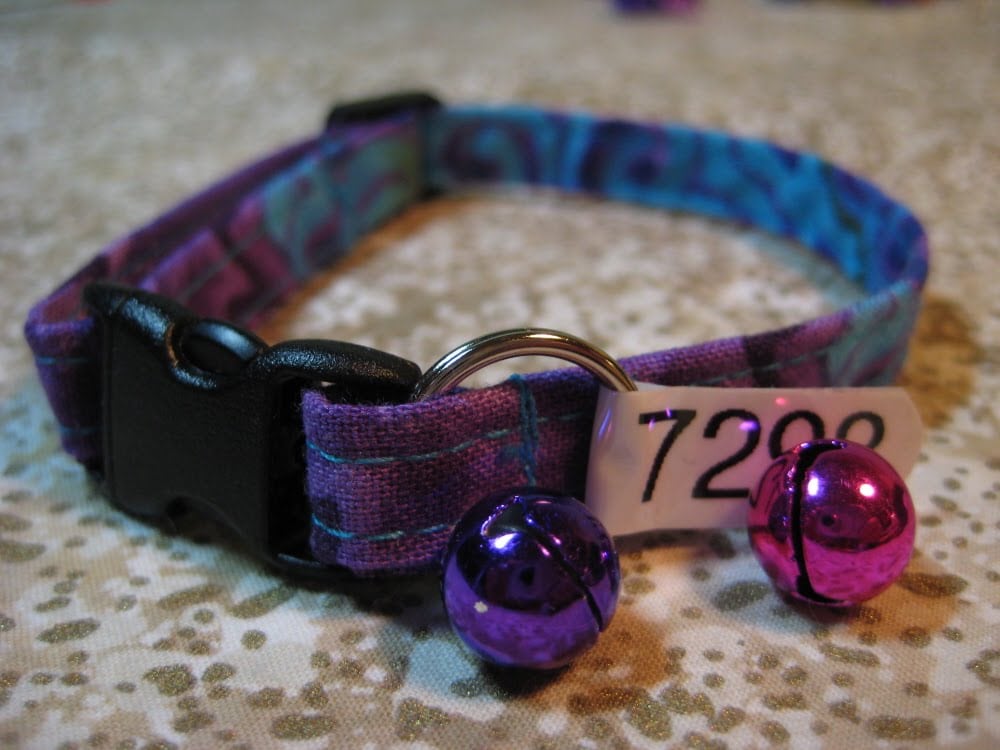 DIY Cat Collar with Optional Bell
