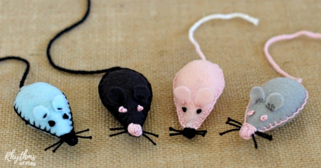DIY Felt Mouse Toy