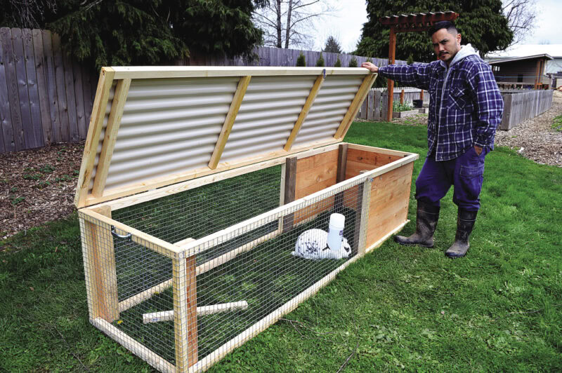 DIY Basic Rabbit Run