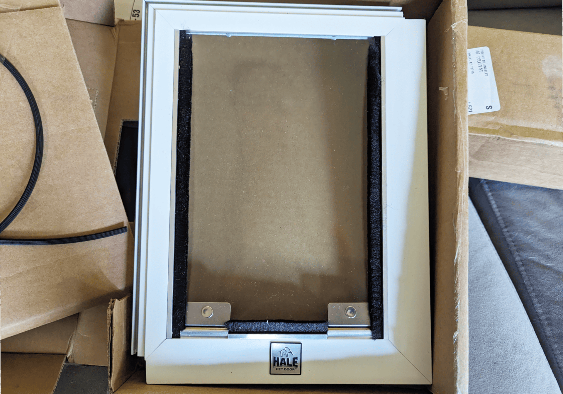 Hale Pet Door - Unboxing