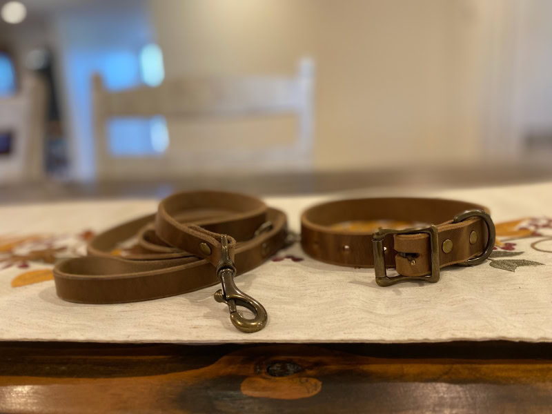 Popov Leather Leash and Dog Collar - products on the table