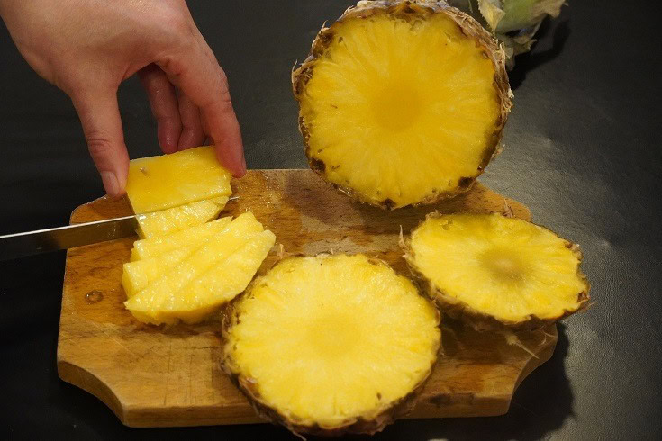 Preparing a pineapple