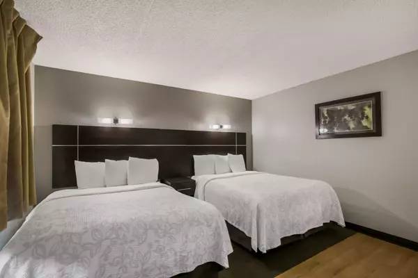 Red Roof PLUS+ & Suites Knoxville West Cedar Bluff