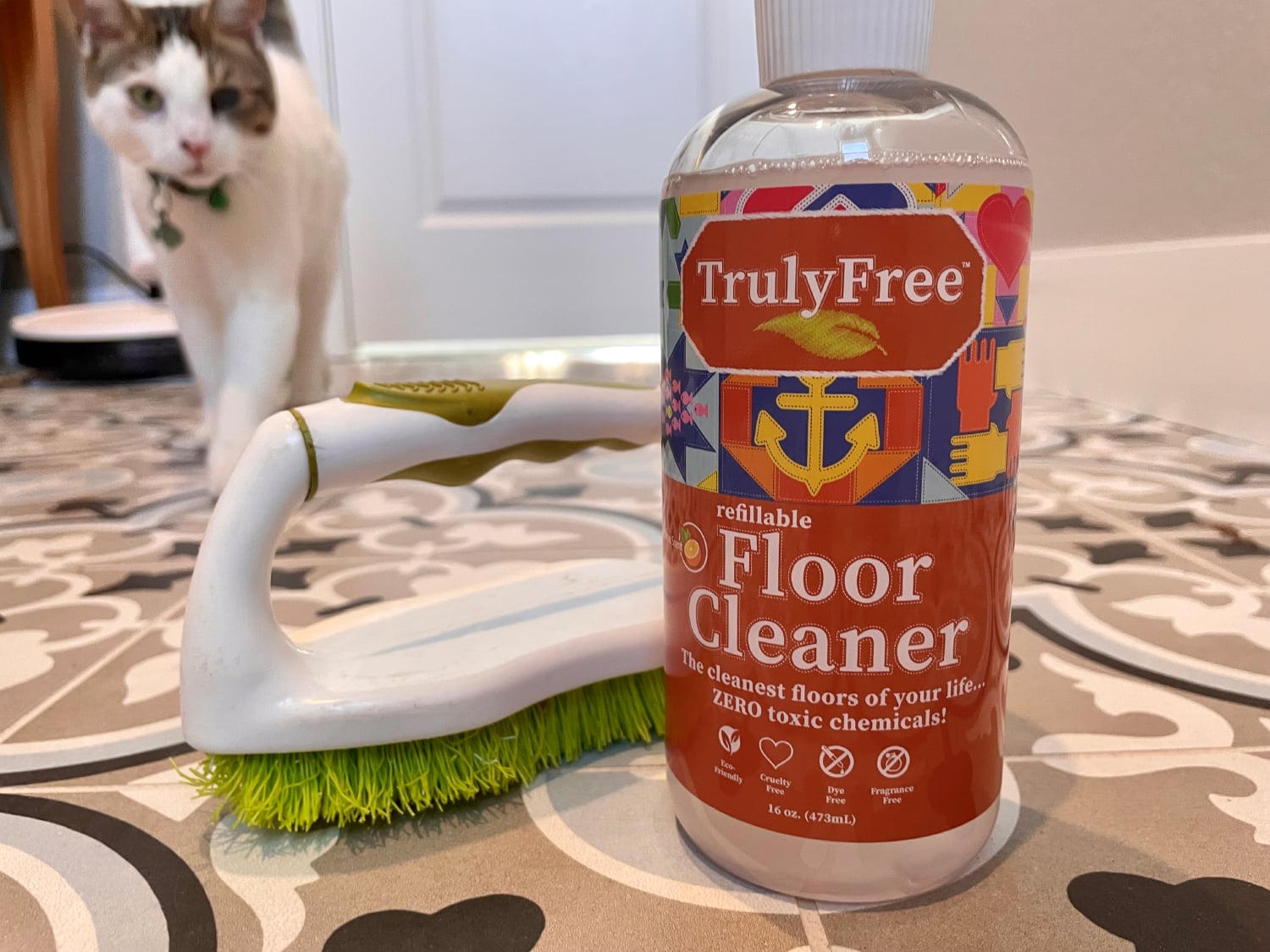 Truly Free Home Pet Cleaning Kit - Floor Cleaner