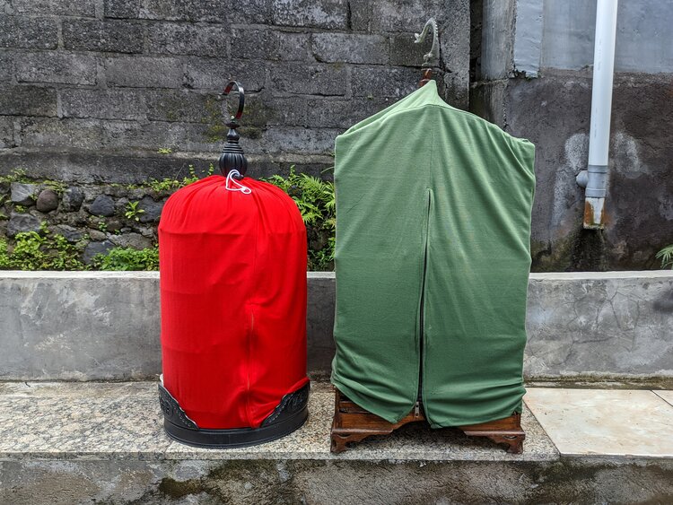 covered cage, birds go to sleep