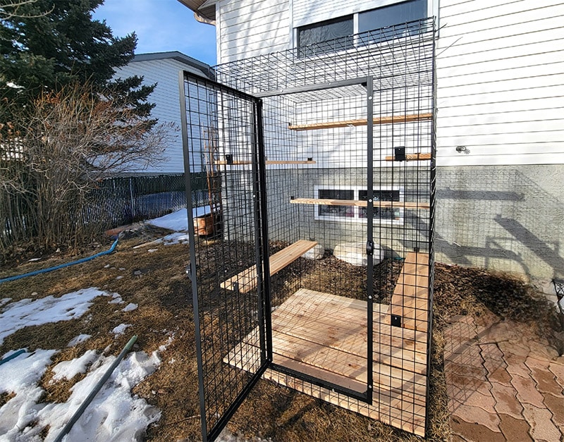 habitat haven my own den petit enclosure with open door