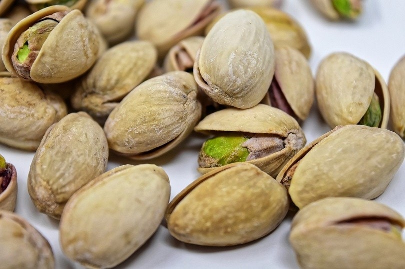 pistachios-pixabay