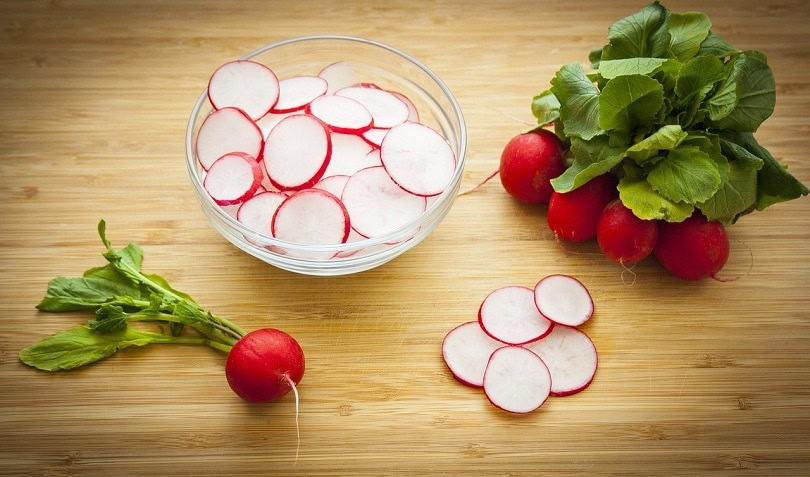 radish-sliced-pixabay