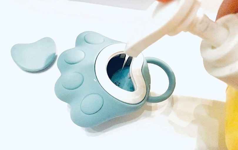 soap dispenser for pets