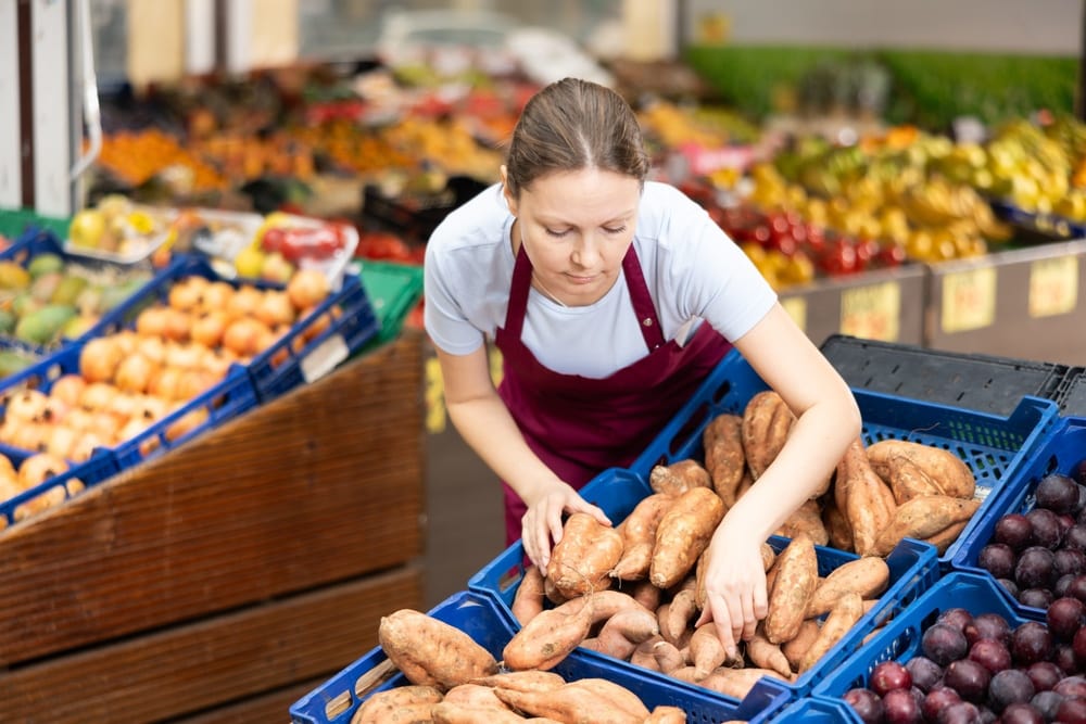 woman sorting yam