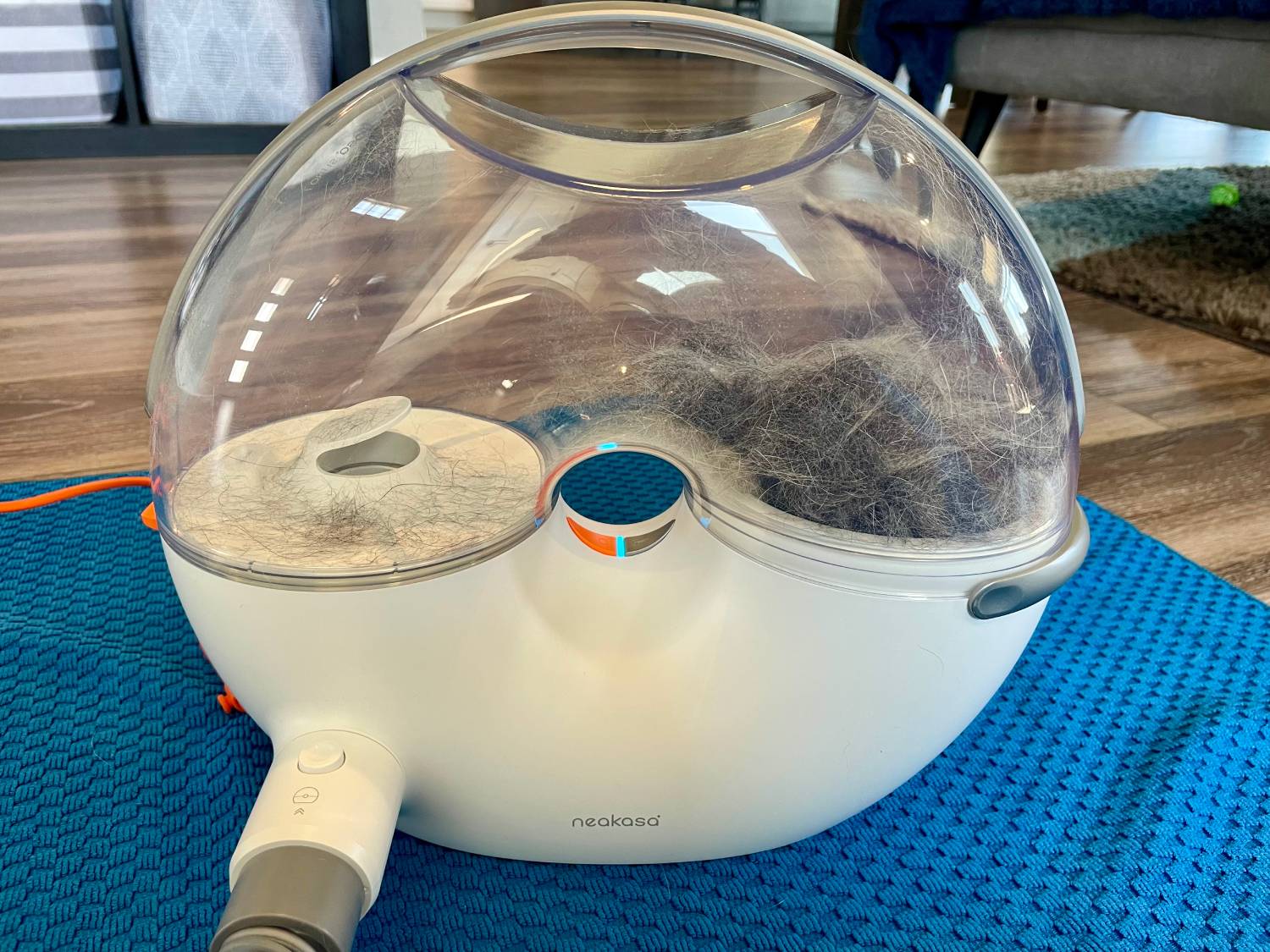 Neakasa S1 Pro Pet Grooming Vacuum Kit Review - close up of product